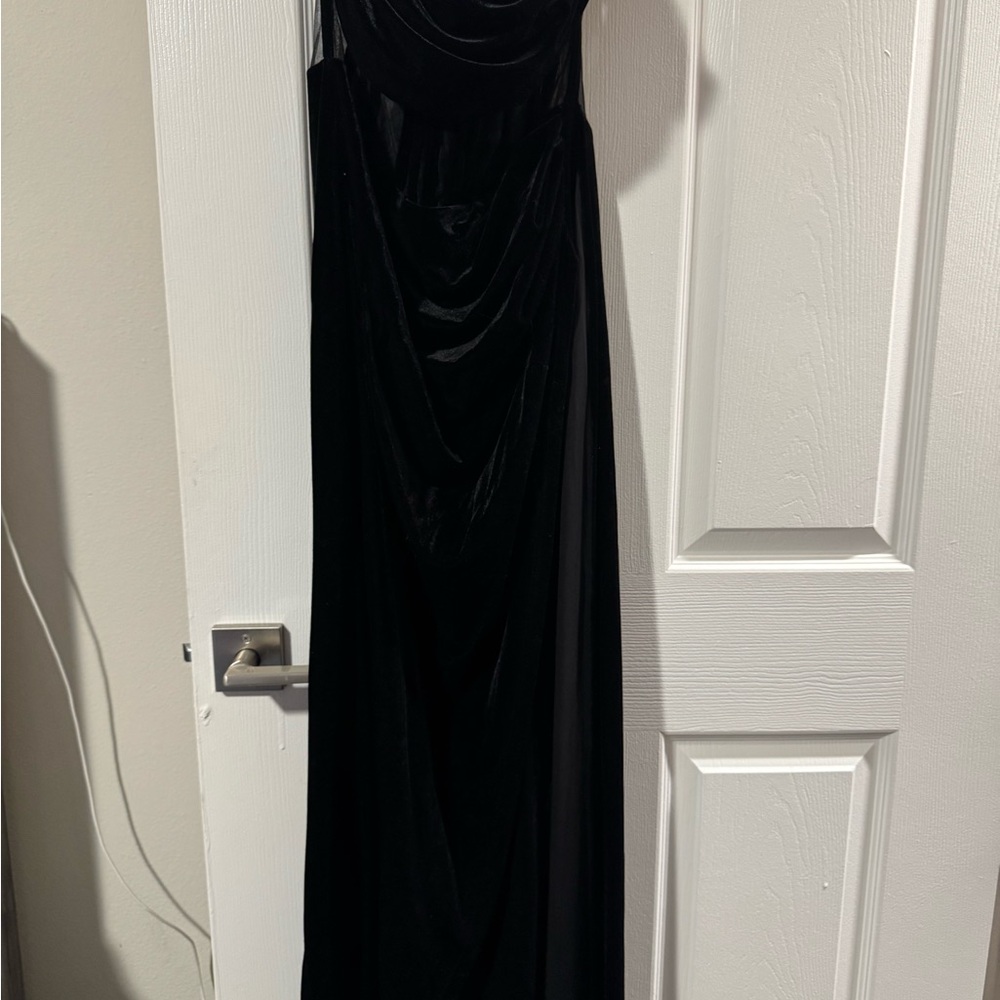 Fashion Nova Strapless Black Dress